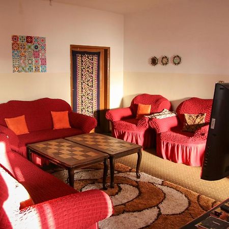 Bed and breakfast Petra Family House Extérieur photo