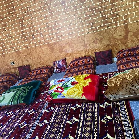 Bed and breakfast Petra Family House Extérieur photo