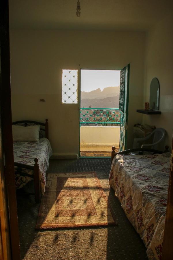 Bed and breakfast Petra Family House Extérieur photo
