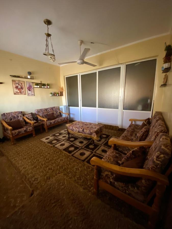 Bed and breakfast Petra Family House Extérieur photo