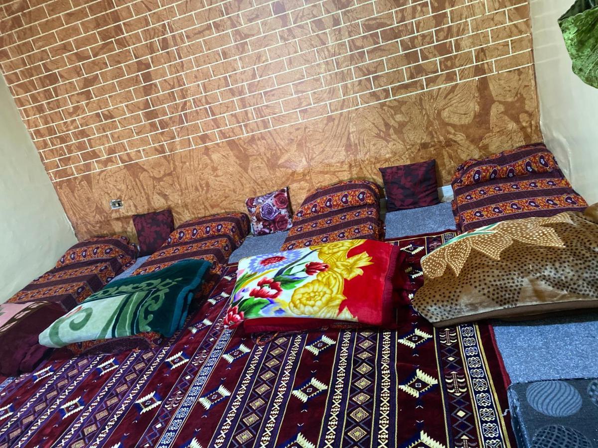 Bed and breakfast Petra Family House Extérieur photo